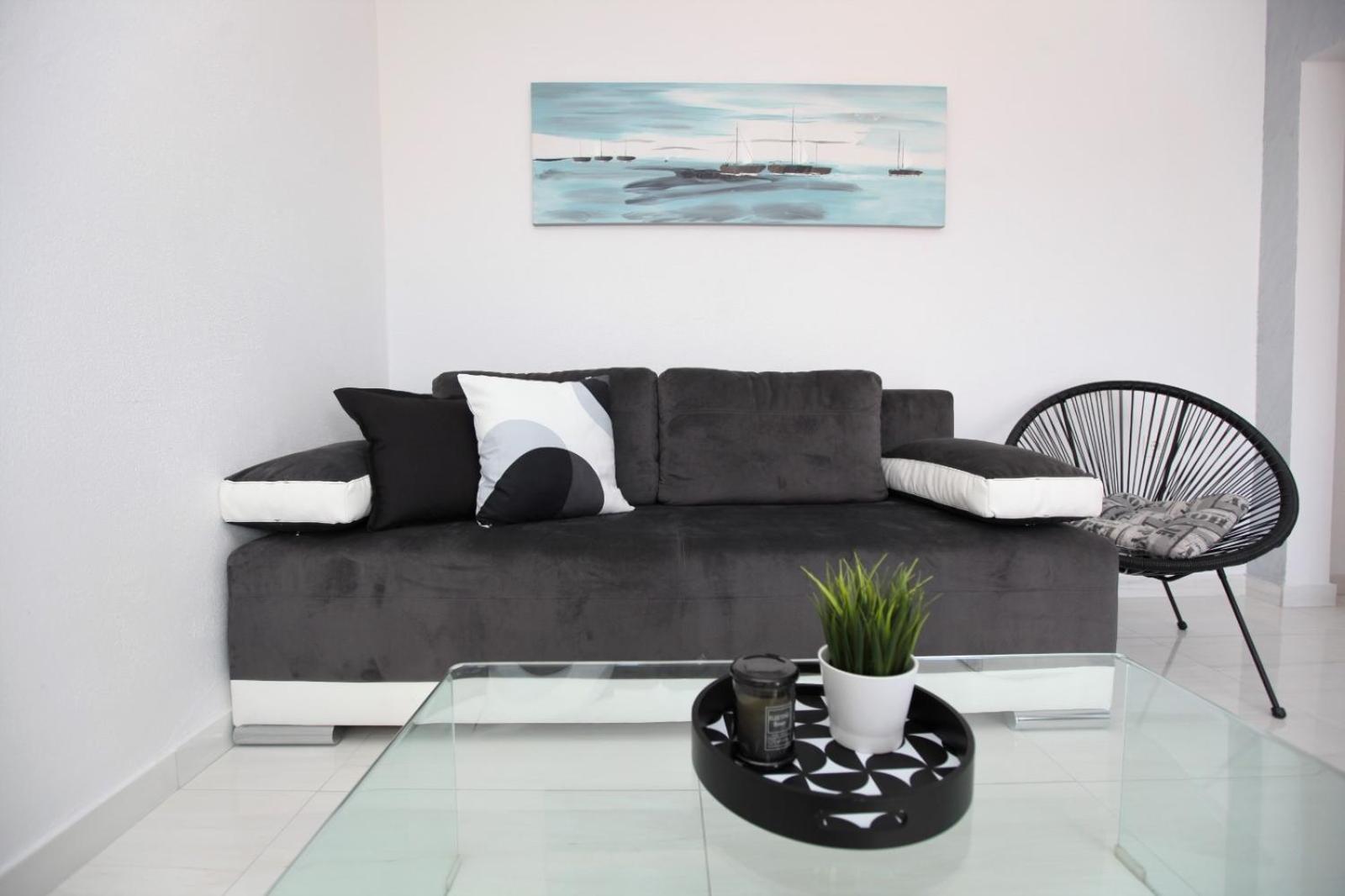Apartment With Terrace And Sea View - Lucic Trogir Dış mekan fotoğraf